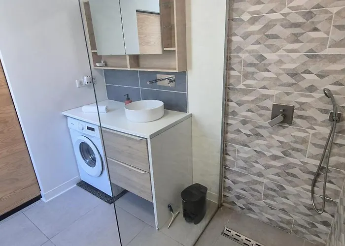 Escapade Moderne Avec Terrasse Privee